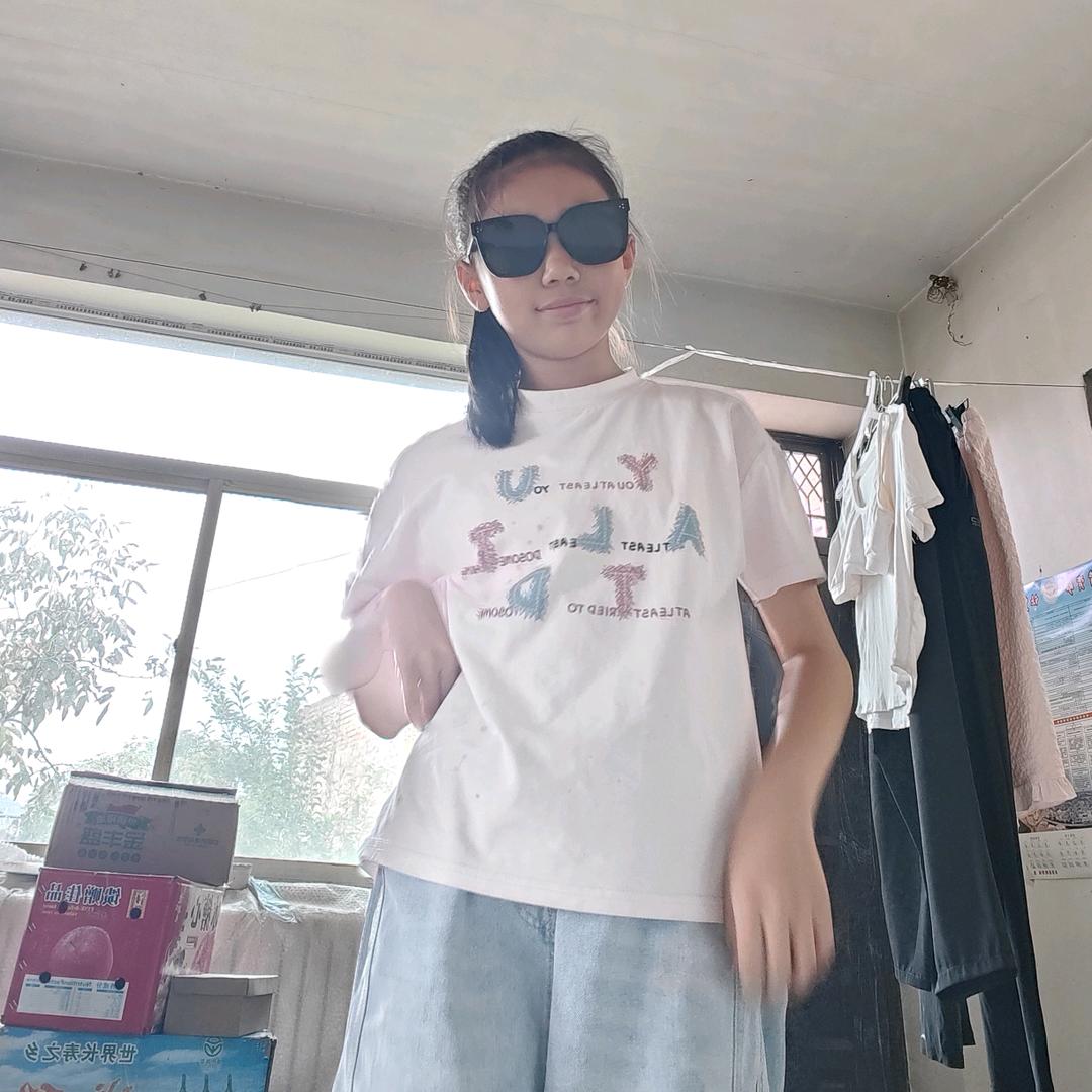 白碗妍. my