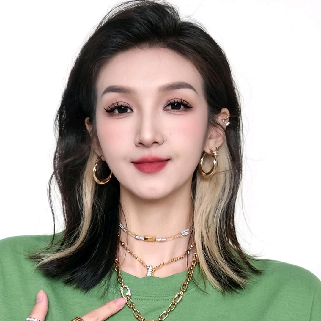 房产届在逃公主