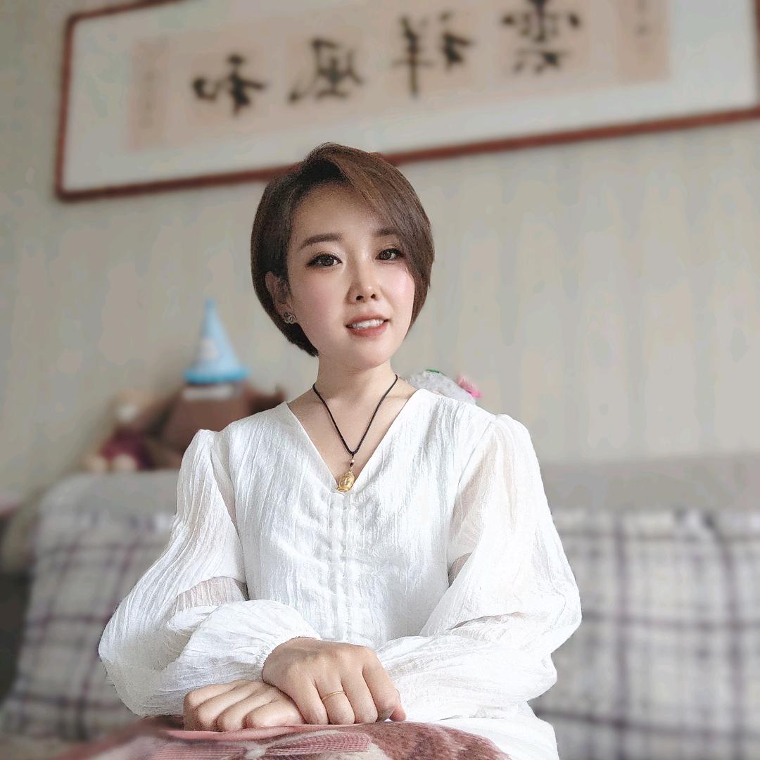 嫣然一笑