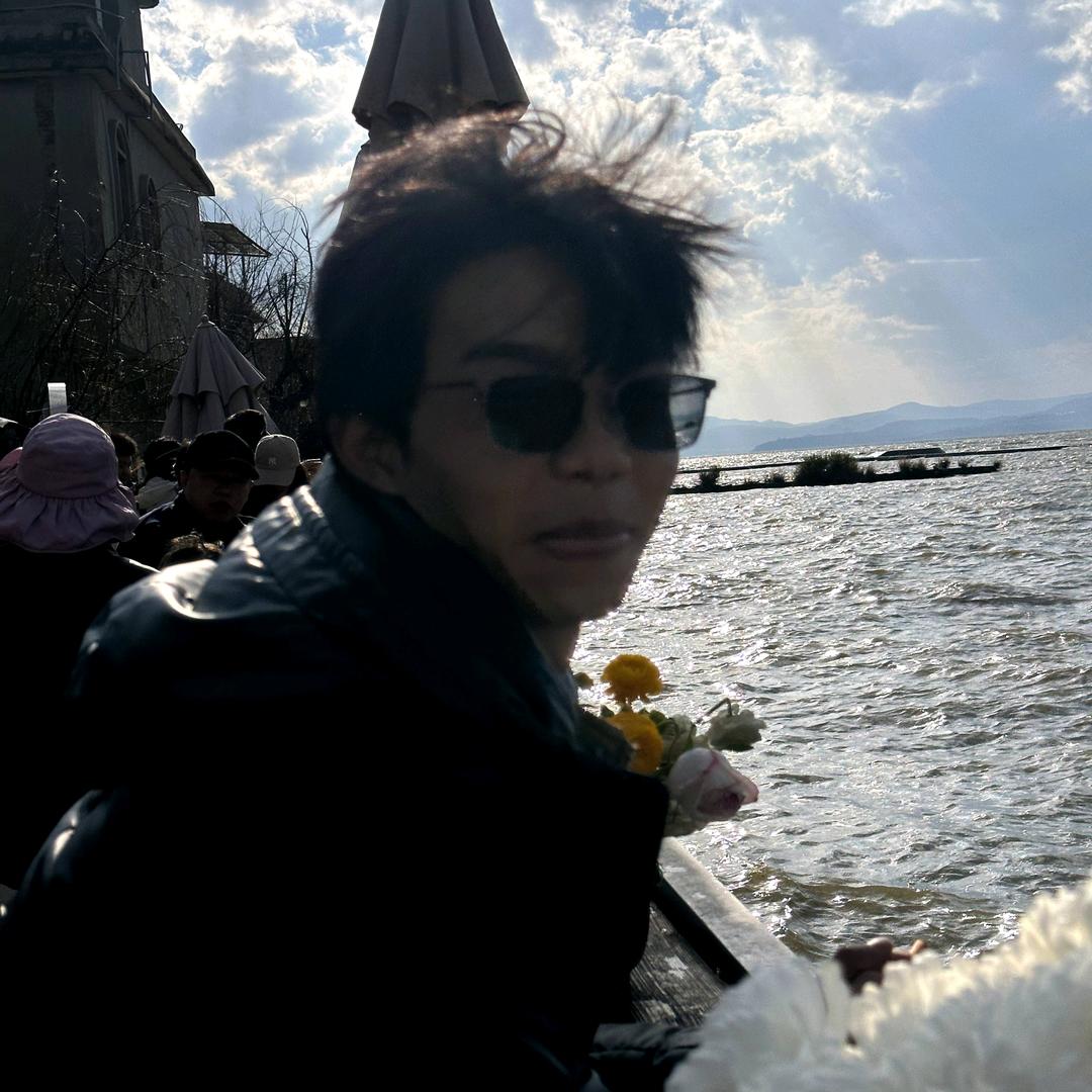 靖辉通讯会泽店～城