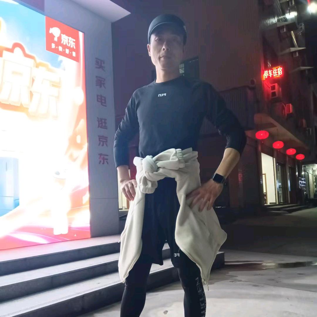铁骨曾曾