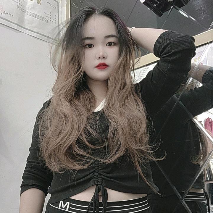 @小肥妹