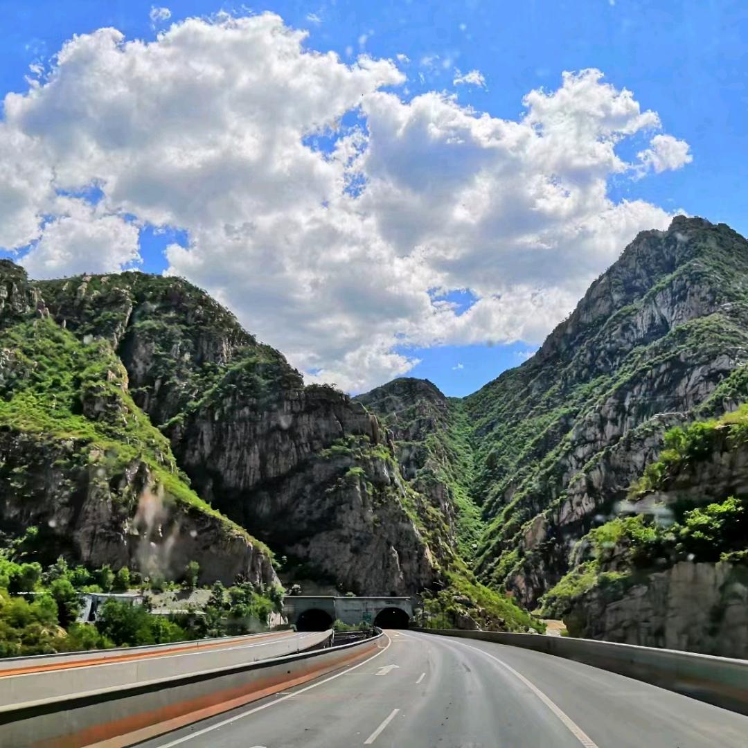 ༺杯酒༒敬༒余生༻