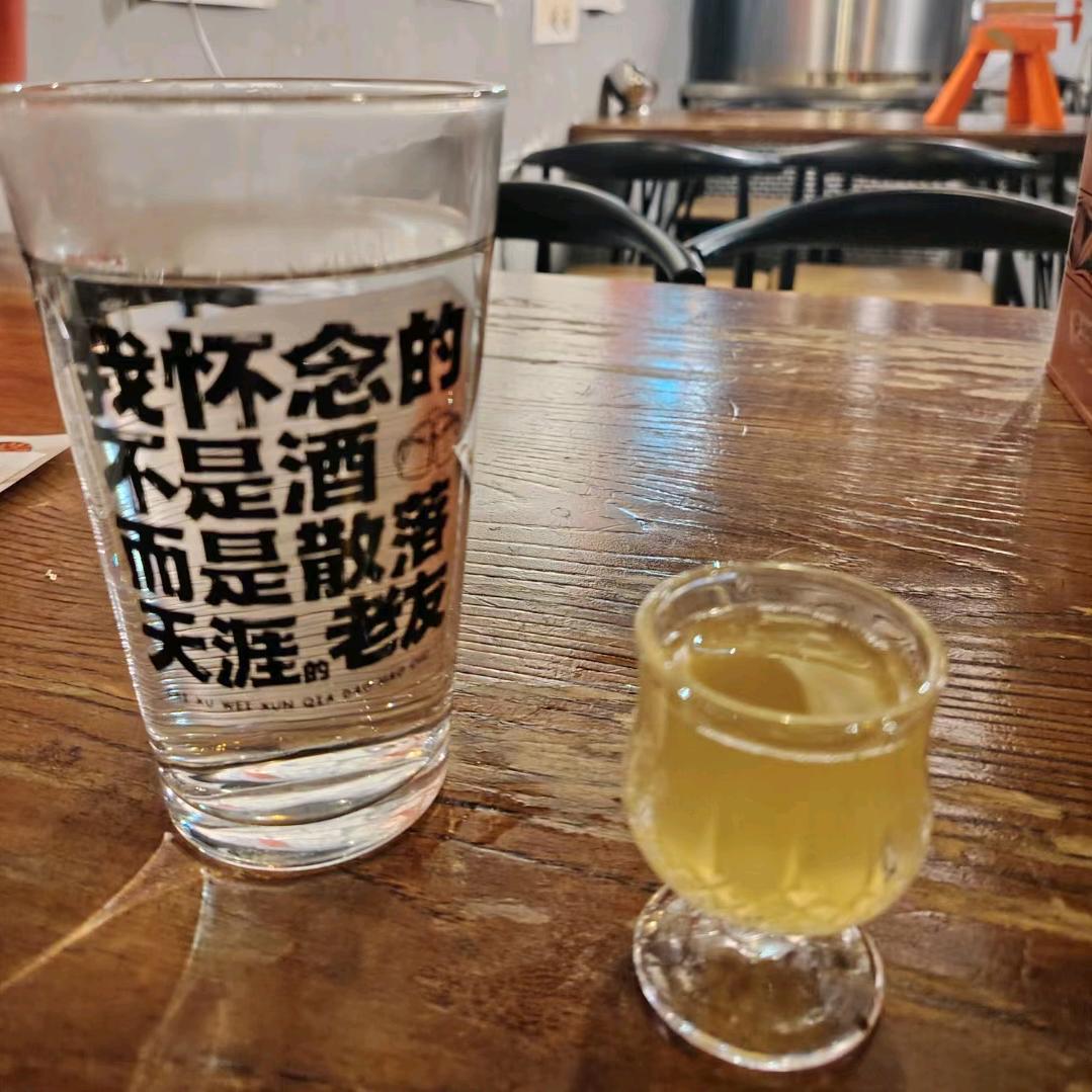 我喂精酿啤酒袋盐