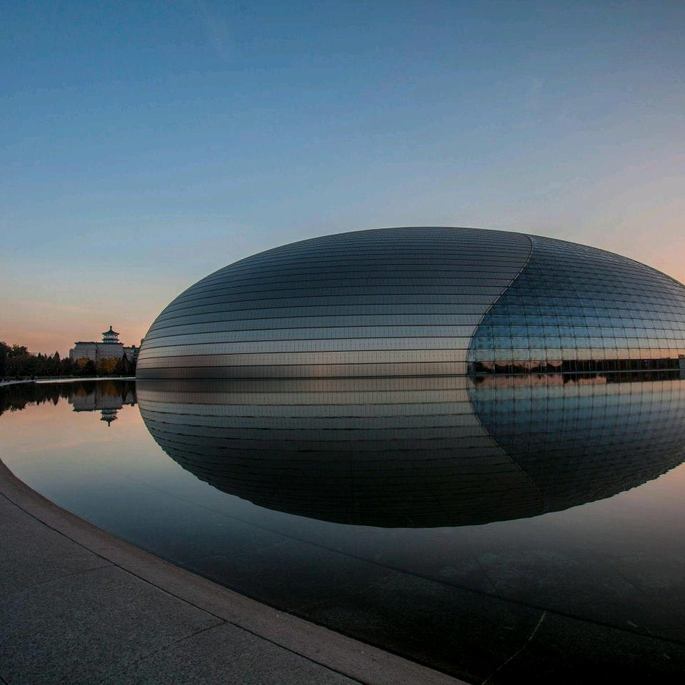 穷爸爸陪伴惊天发现