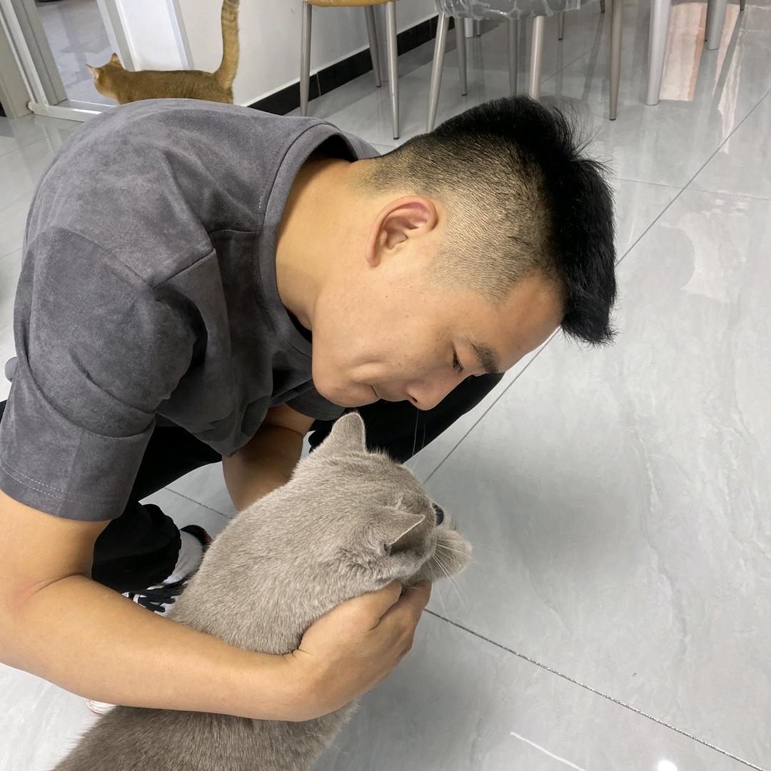 养宠的狼叔