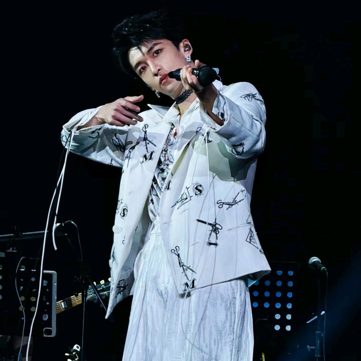 空巷＆（见过黄子³蒲