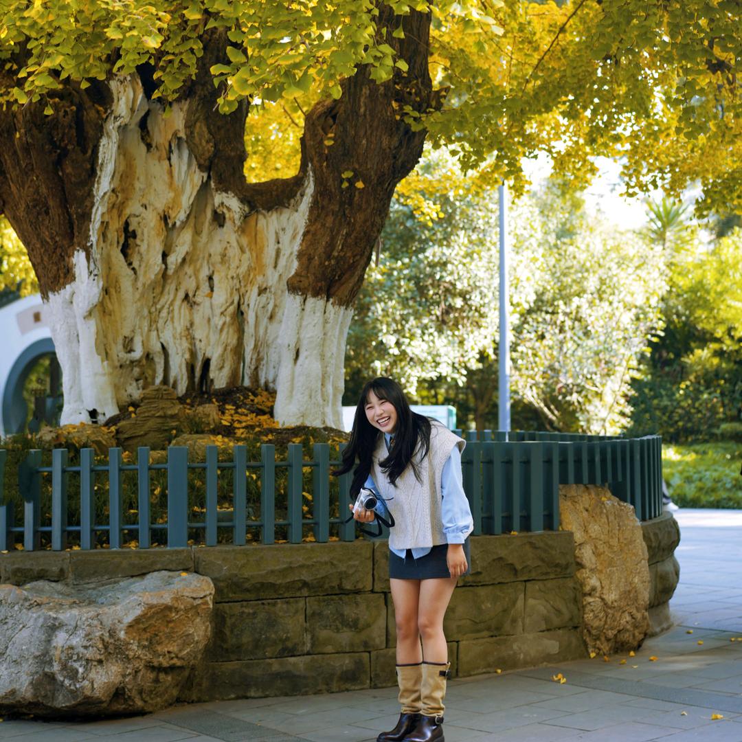 有啤酒肚的辣妹（拥抱过张小花版）