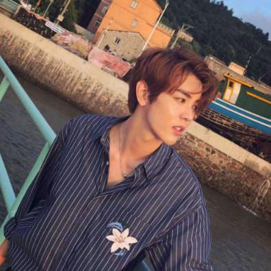 月亮外卖差评员