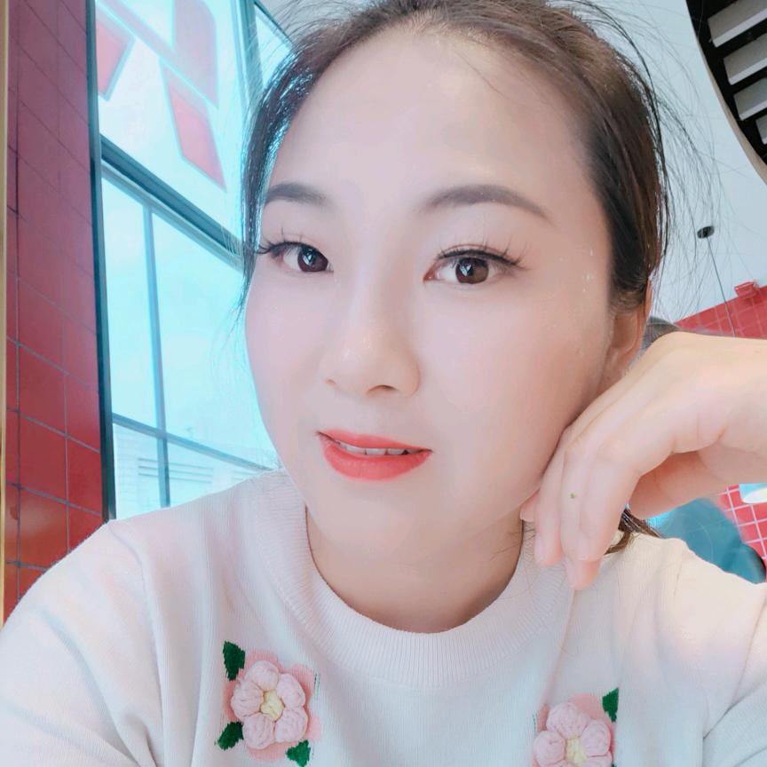 鲜榨果汁老板娘🍊