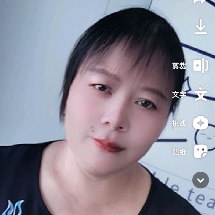 蝴蝶飞飞