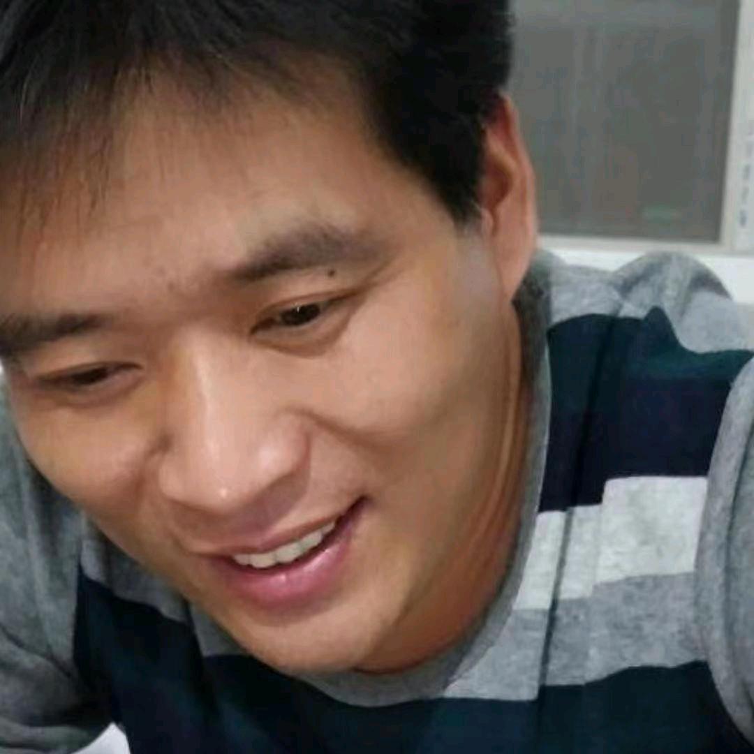 光想回到以前，可现在都是做梦