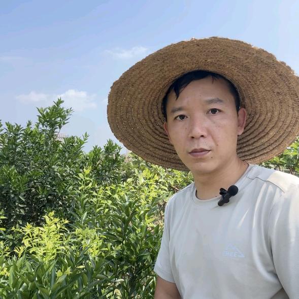 胡浩浩爱种菜