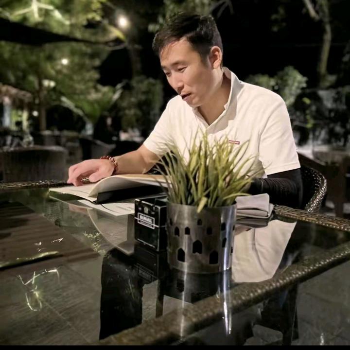 星光飞的故事