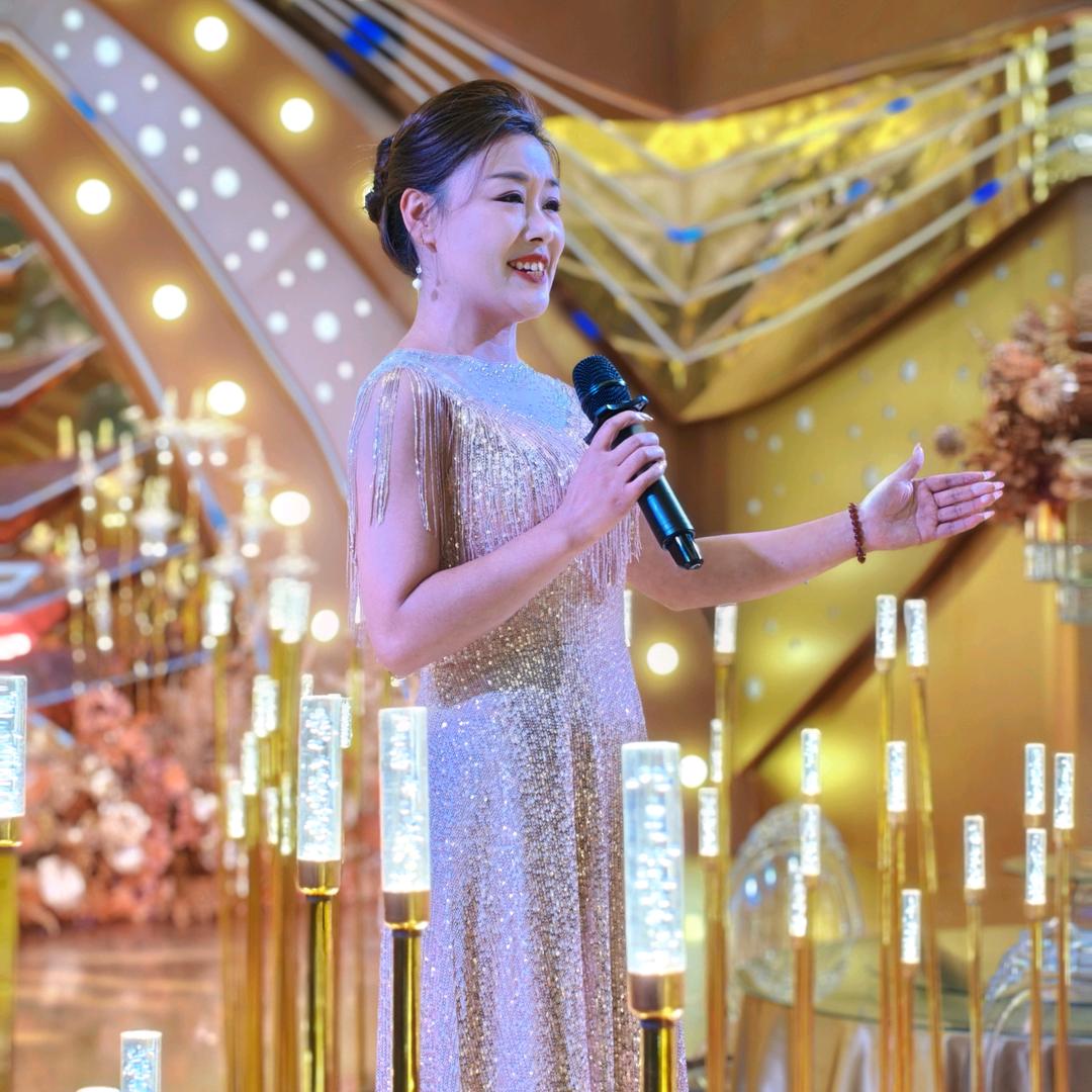 宝鸡民歌思思美妆嫁衣馆