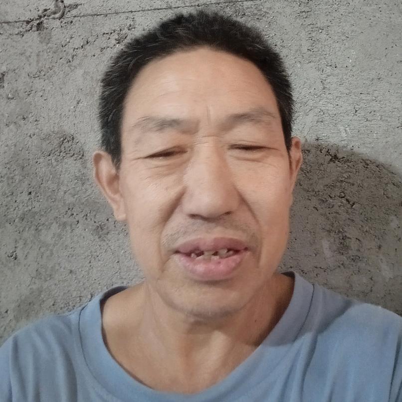 户东世国