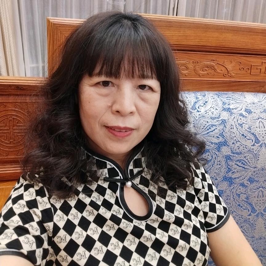 淡淡的女人