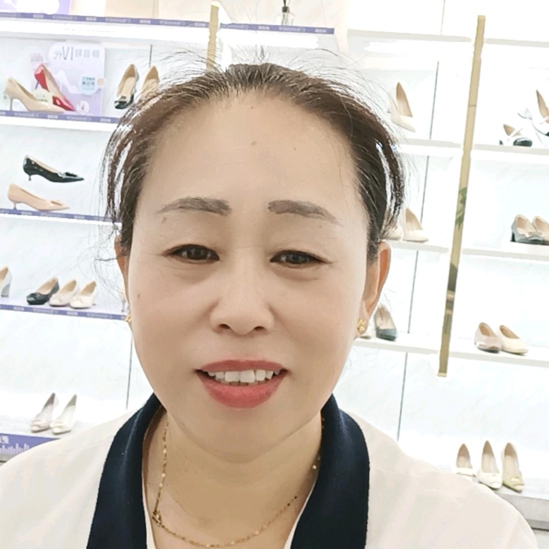 东营商厦鞋帽