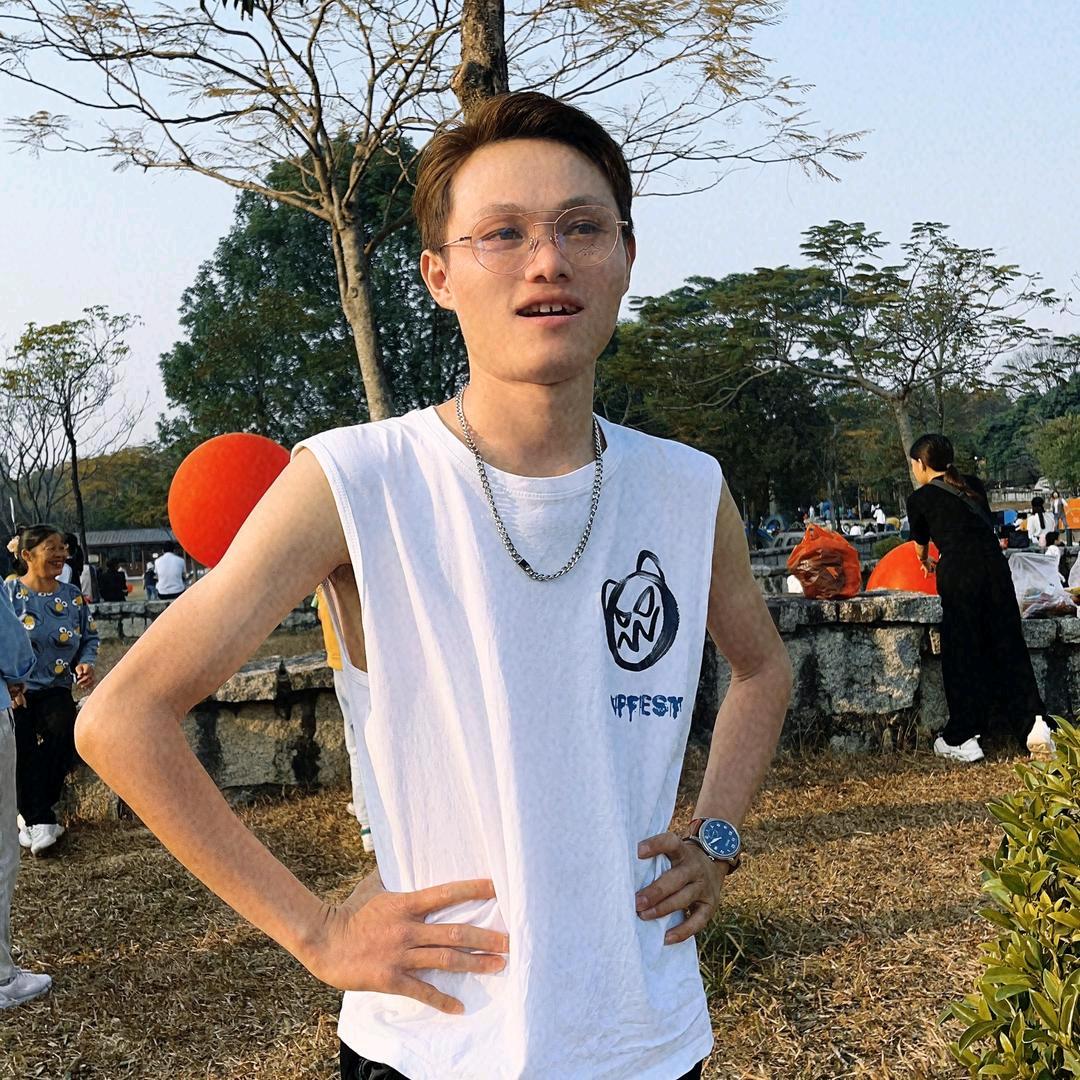 小爽🎤（励志前行）