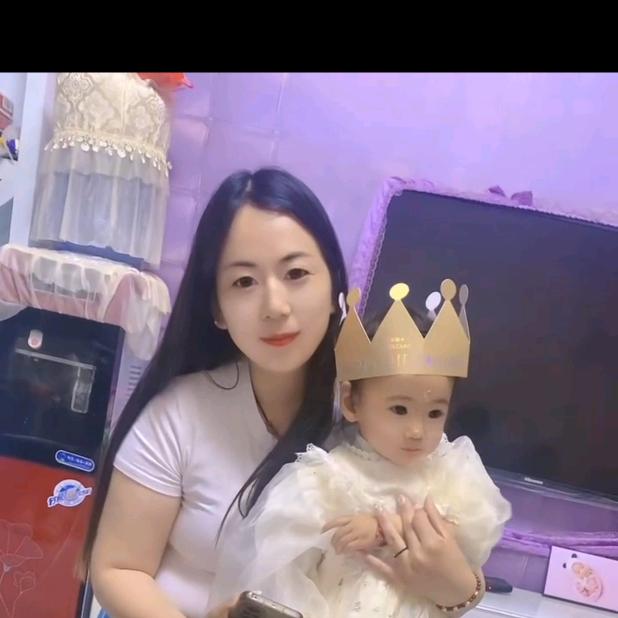 偶尔也有点小脾气