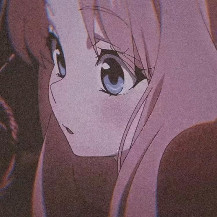 弋伢.