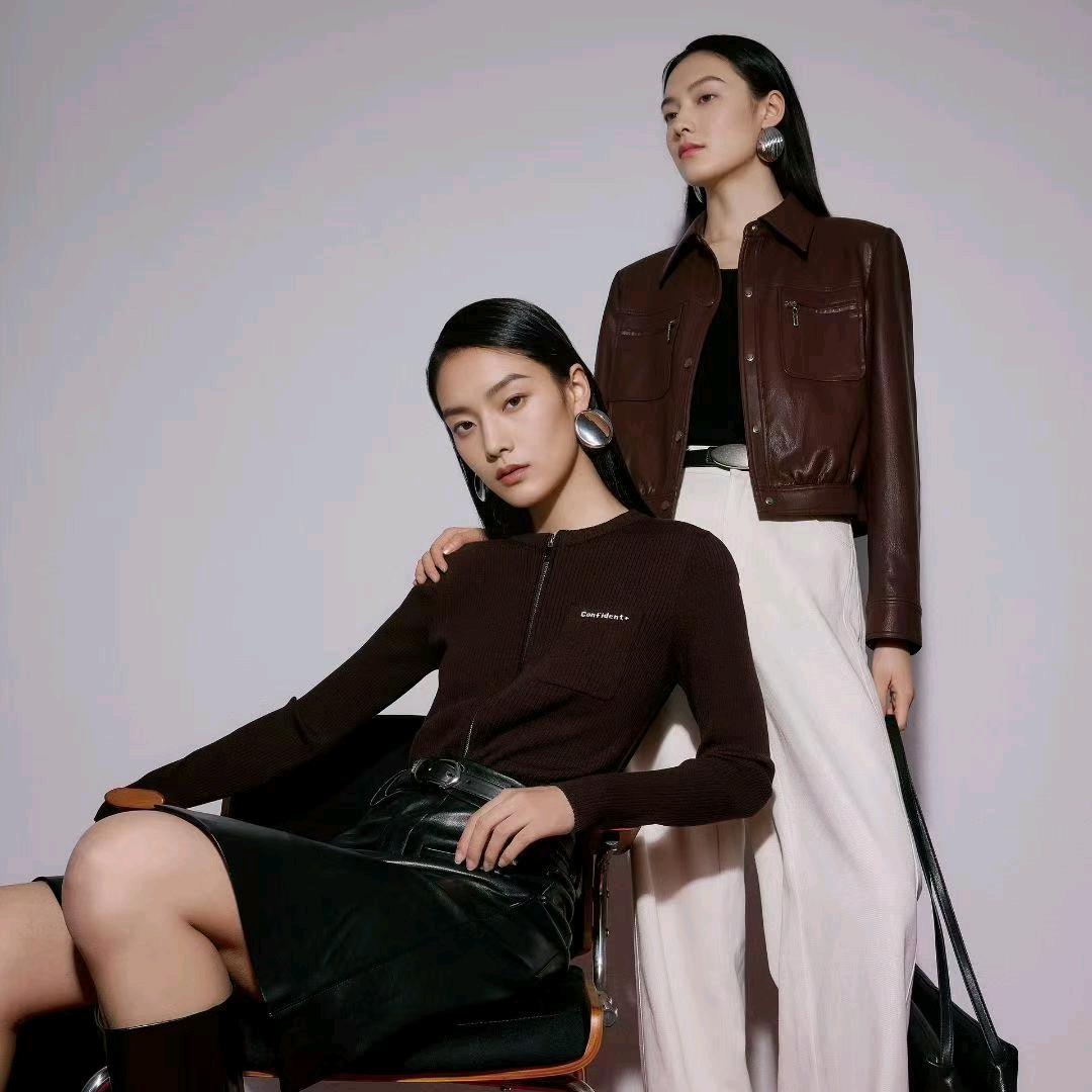 @三彩恩r尼的小胖子