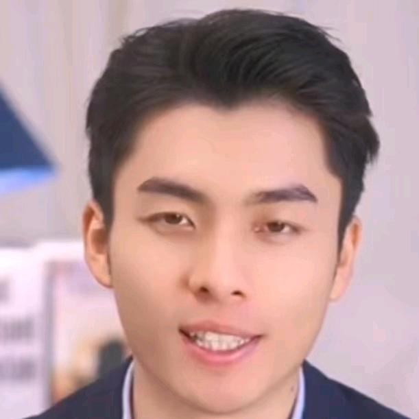 王: