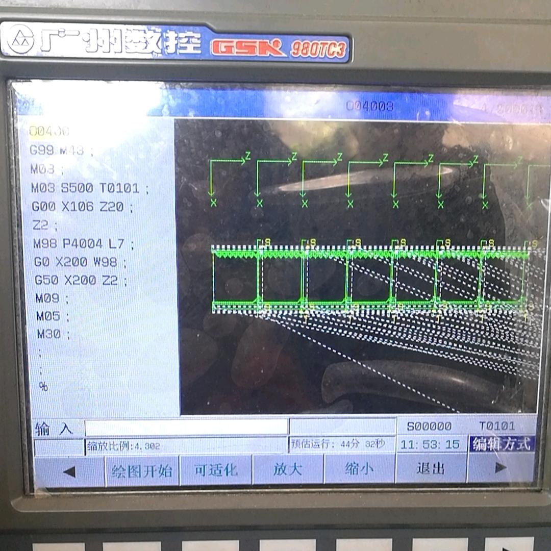 贵H.潘耶耶