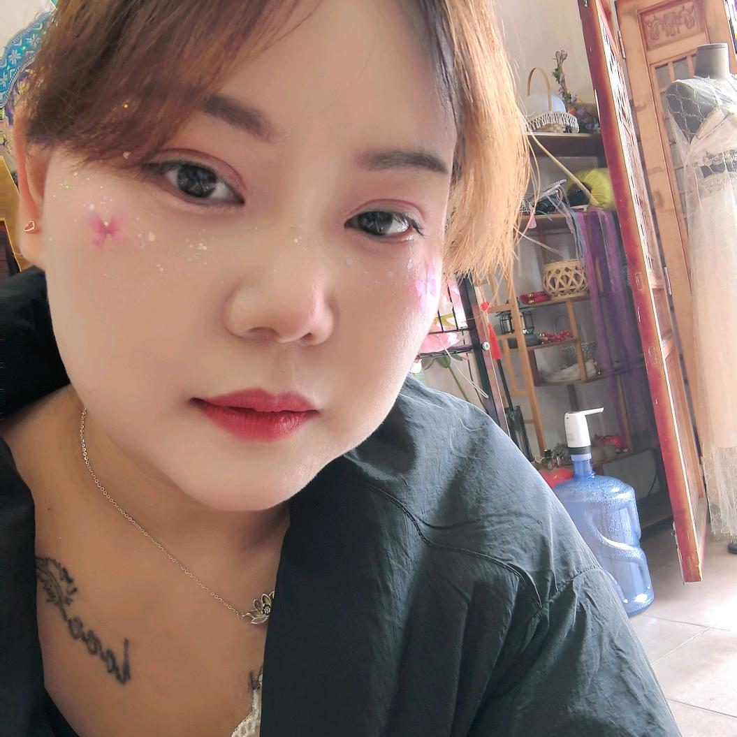 💞ღ᭄ 笑着💔退场 ꧔ꦿ᭄💞