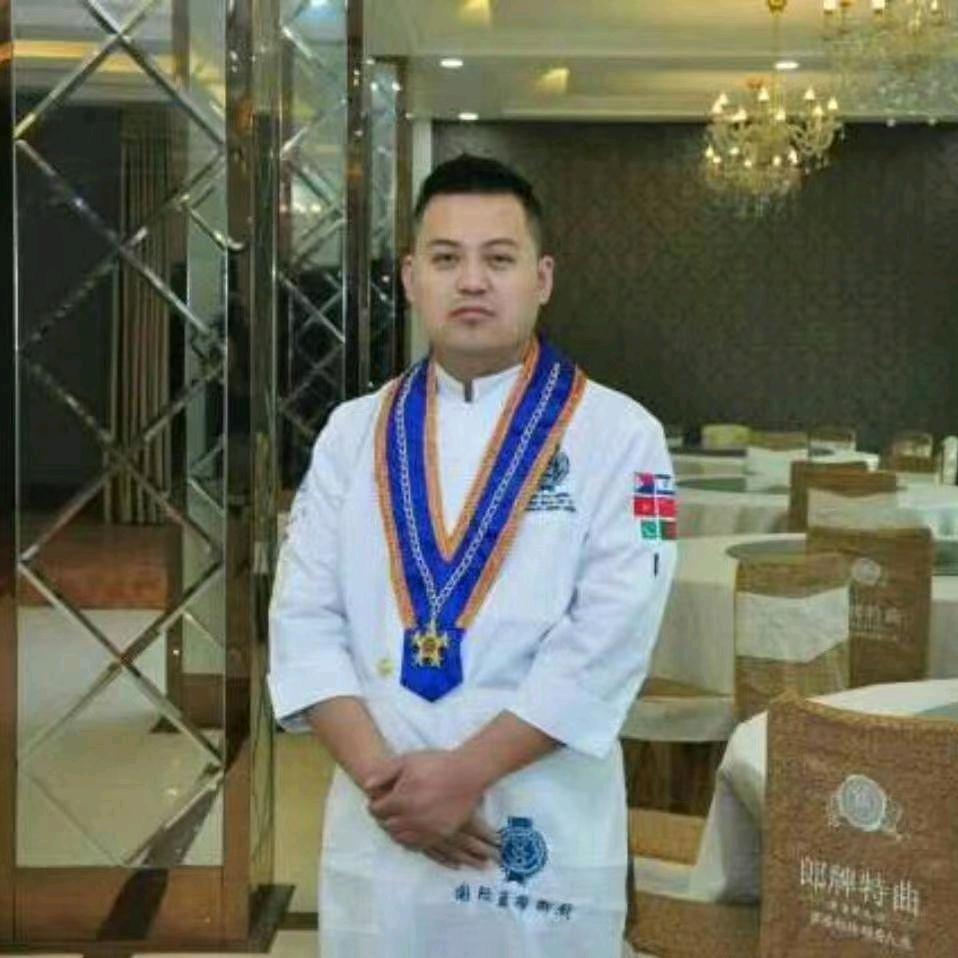 曹大厨枣庄辣子鸡