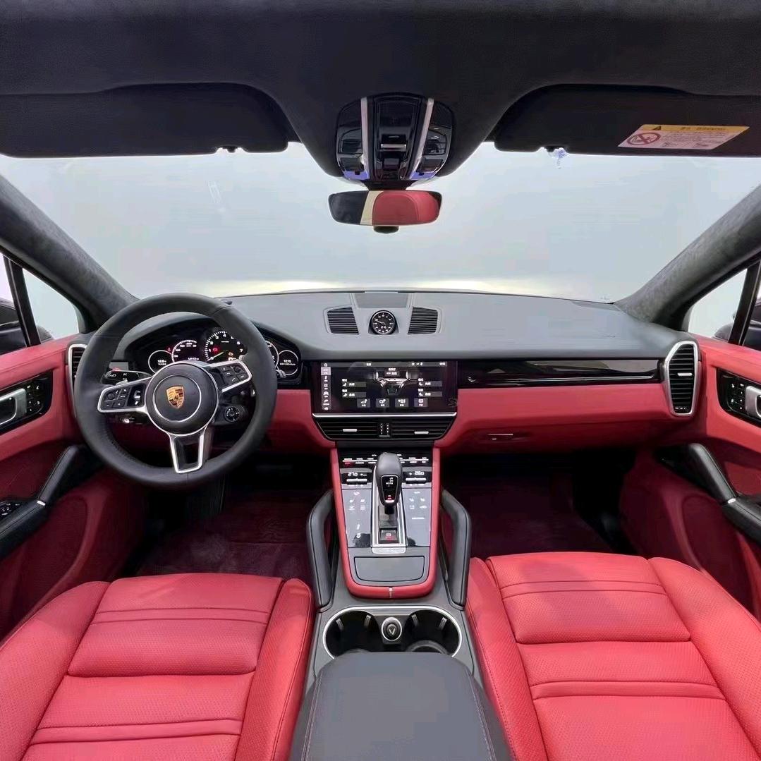 济宁汽车顶棚脱落翻新