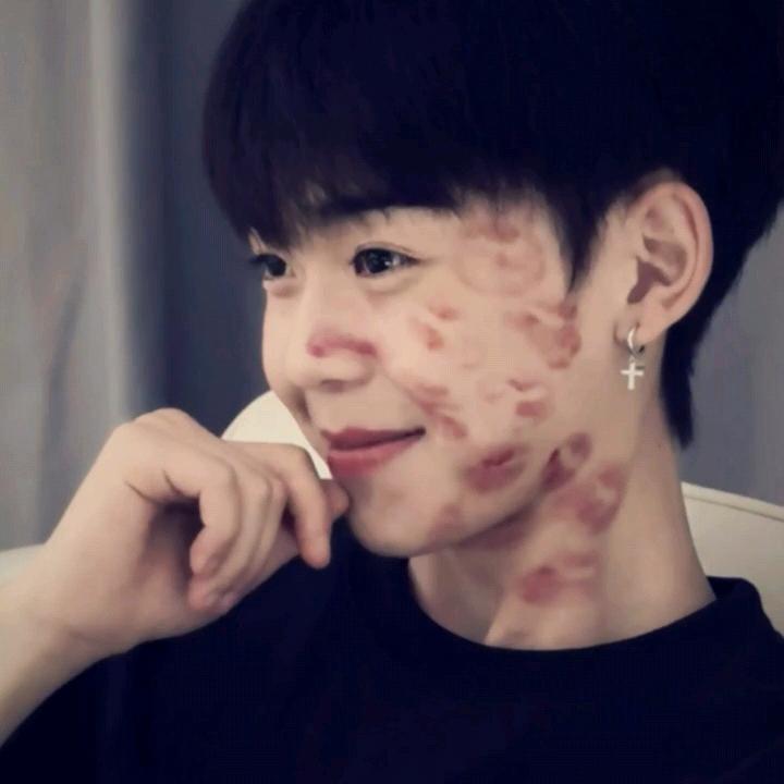 C一B/\<鑫：G💌