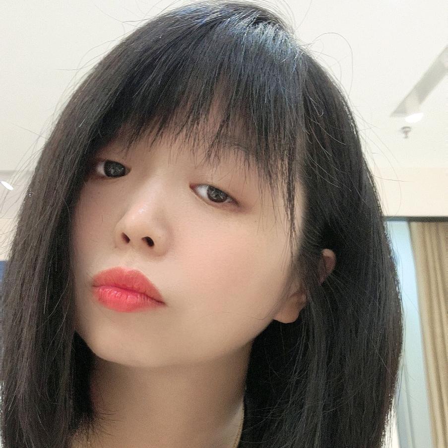 珊珊~