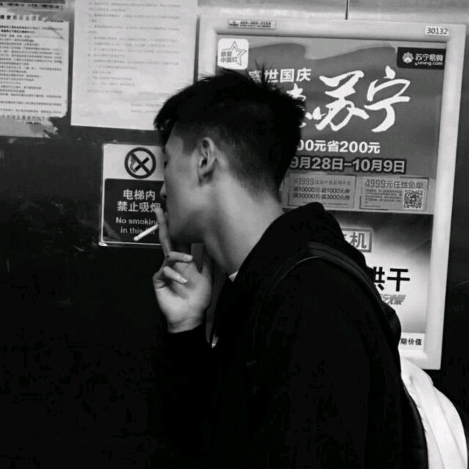 L✎﹏uoꨄ