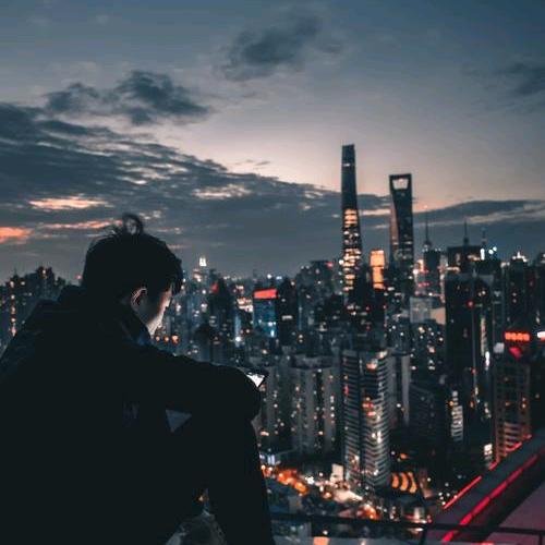 小啊春（闭关修炼）