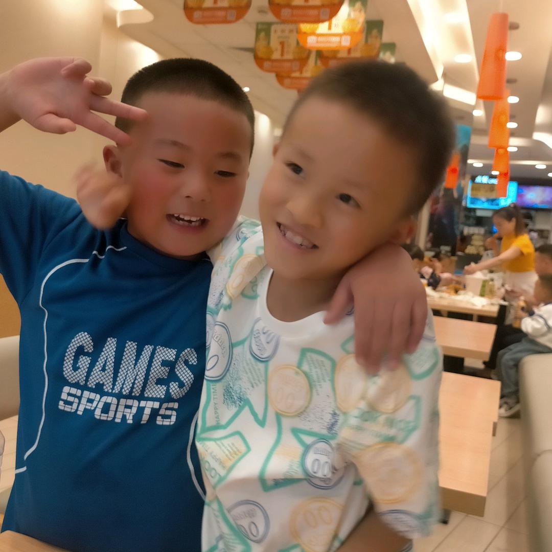 青春肆世