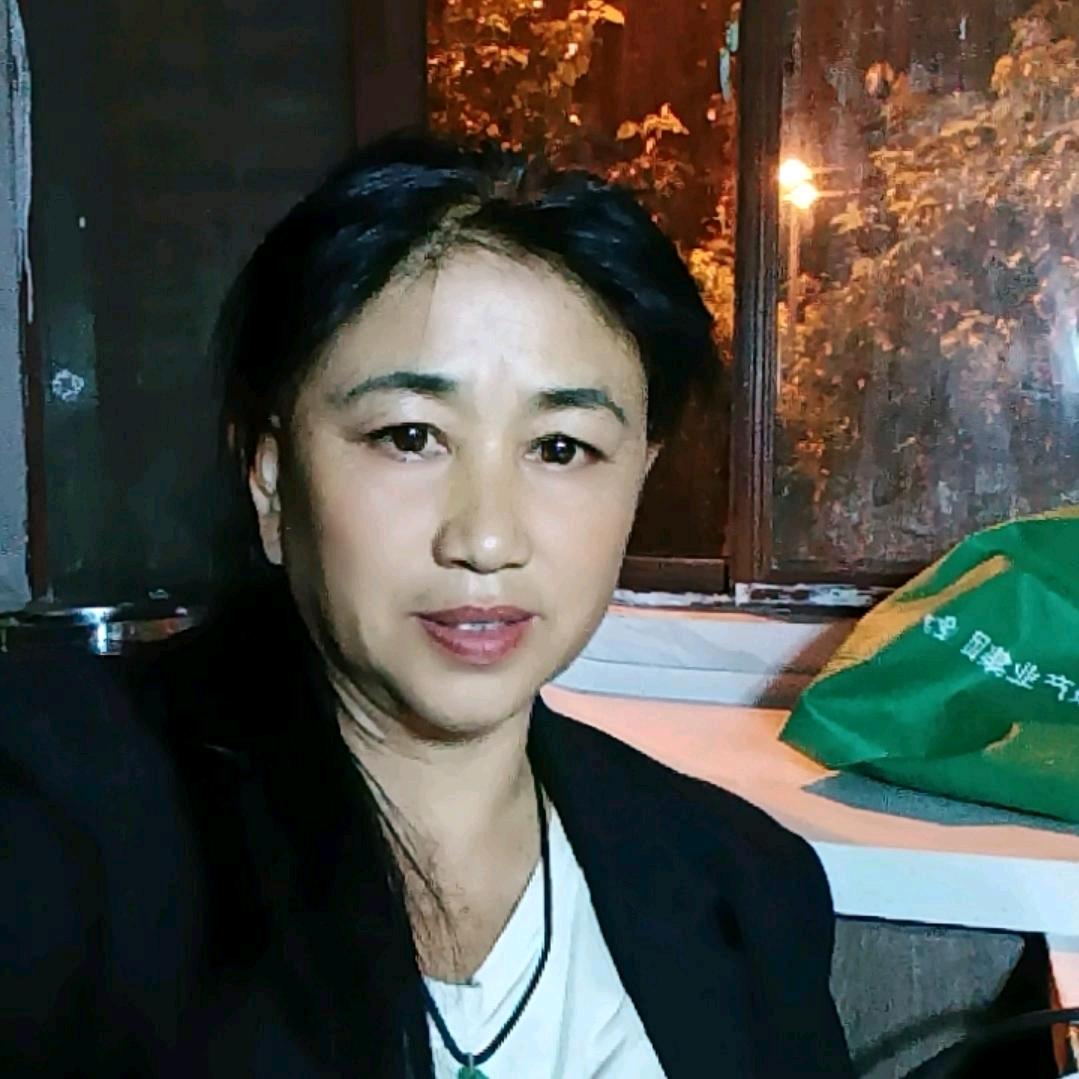 新时优品（彩云店）