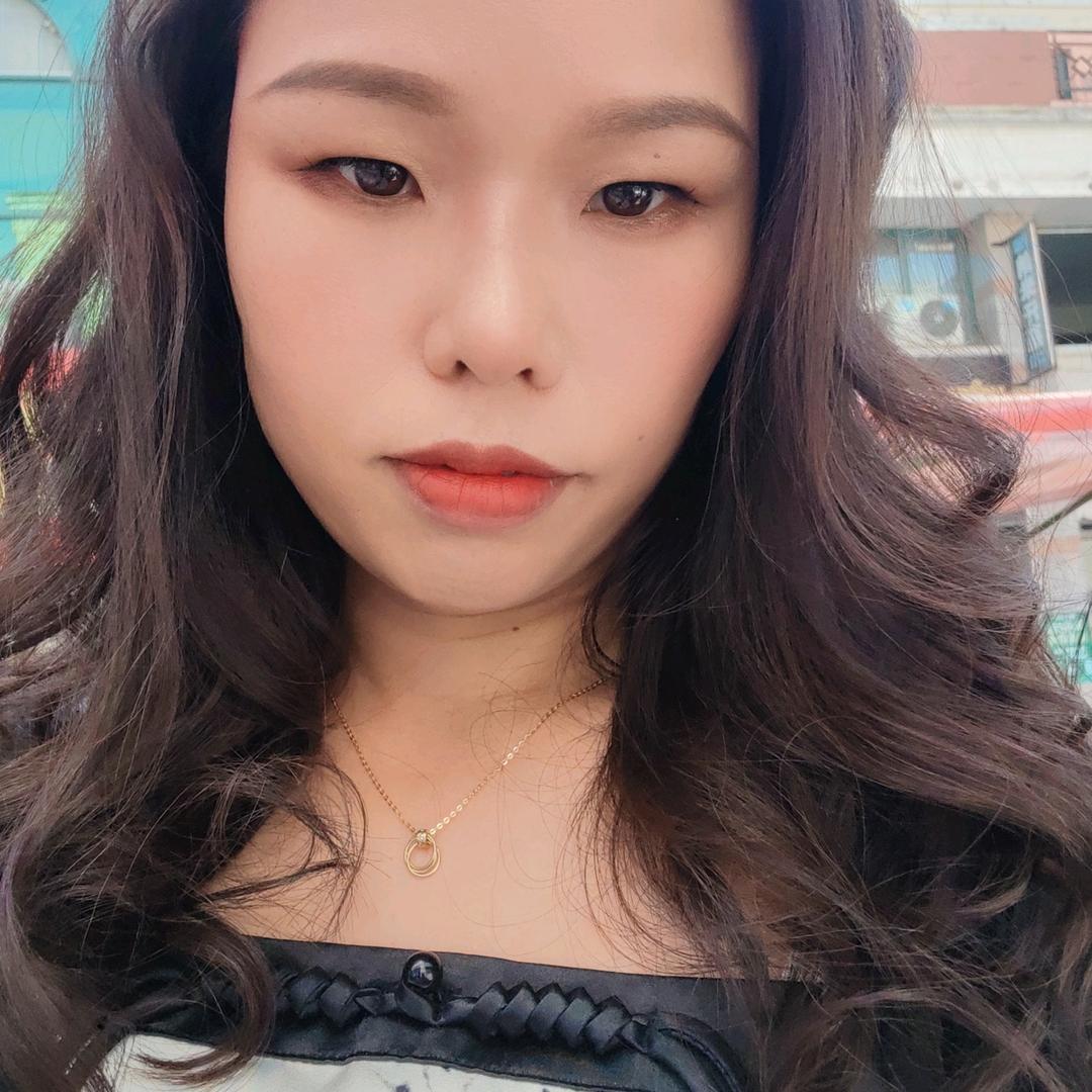 吴琼
