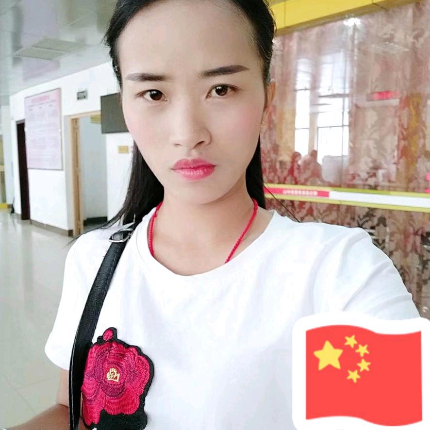 钟小容