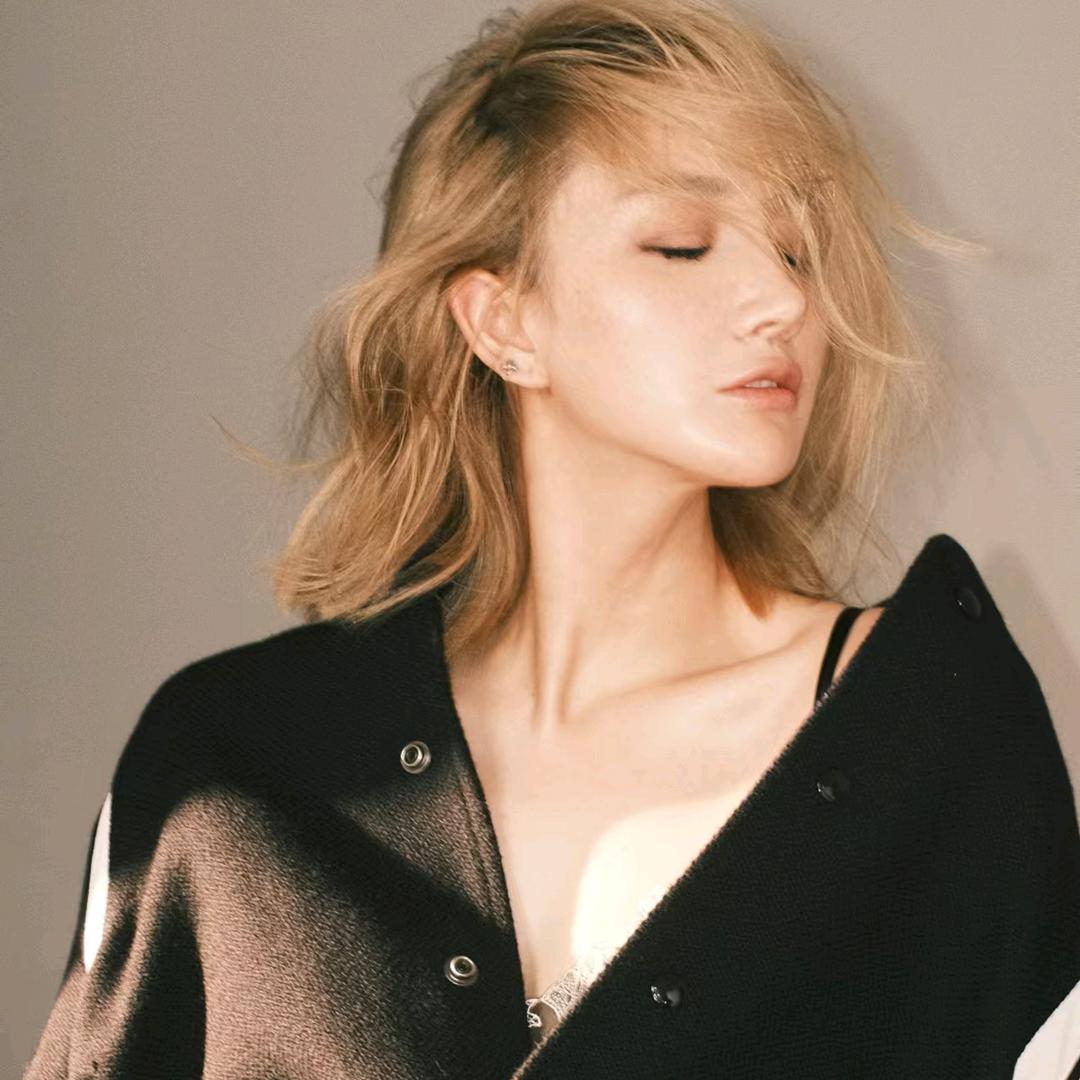 洛哥（女装穿搭甄选）