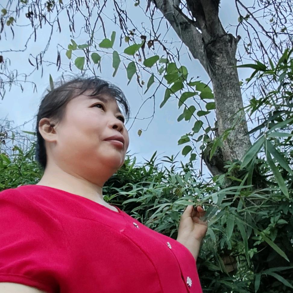 桐岭镇万年家具～小刘