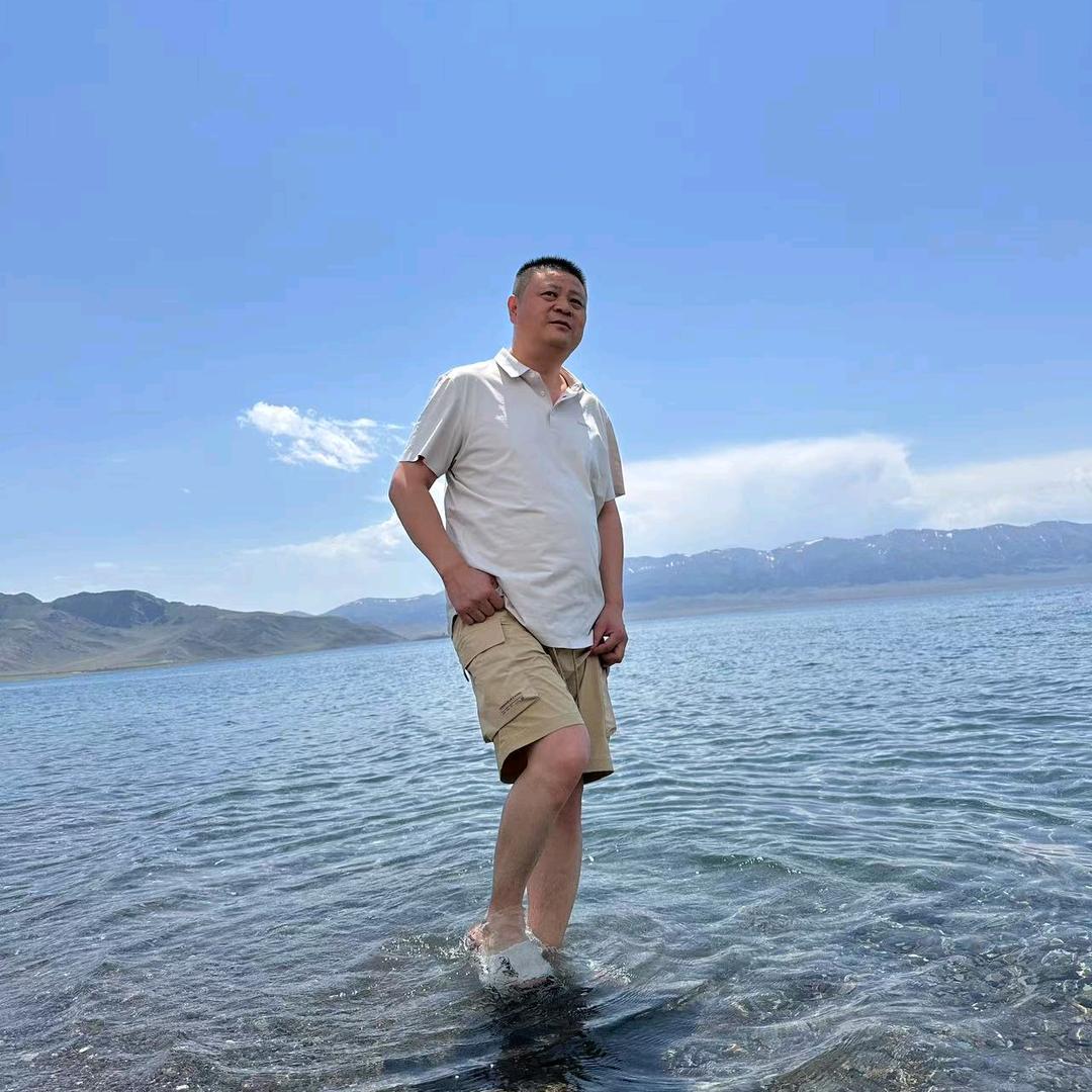拂尘念空