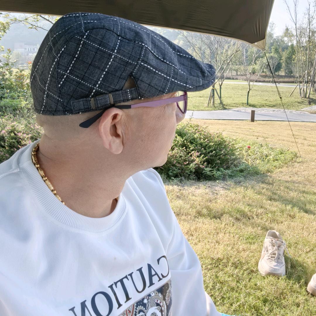 老幺.大客车租赁