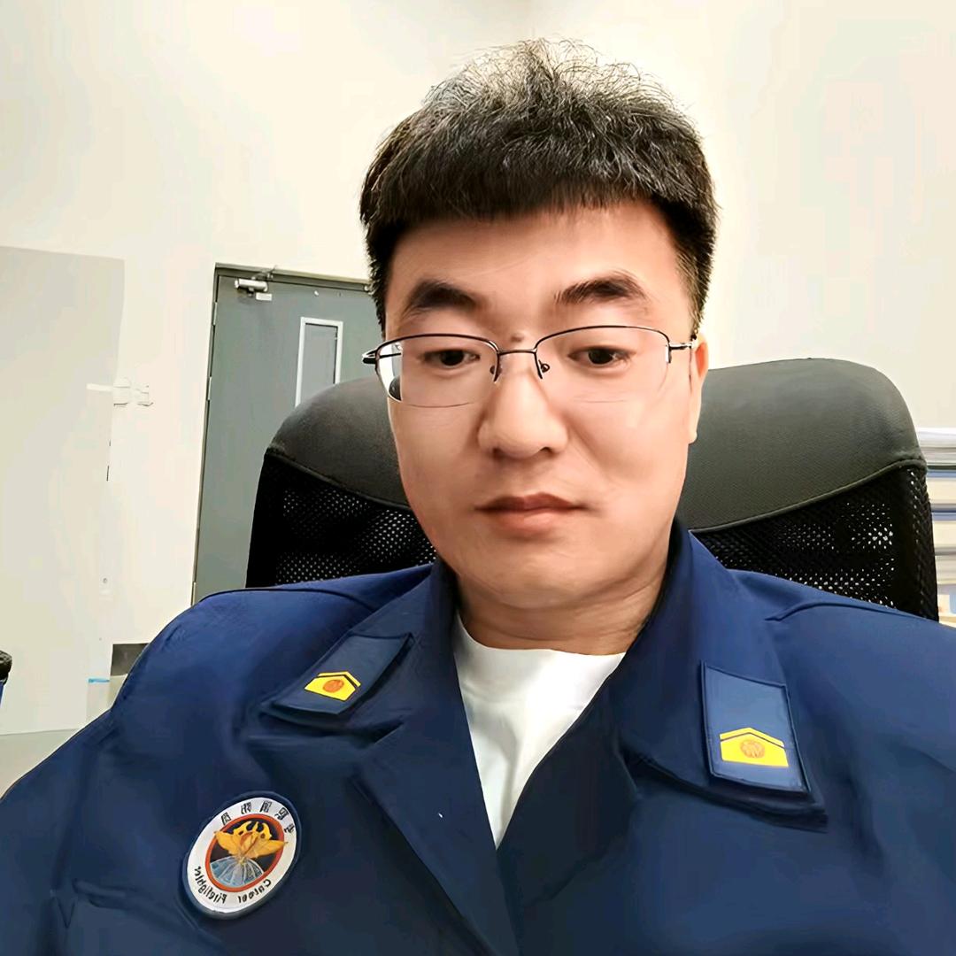 93年张叔叔（单身）