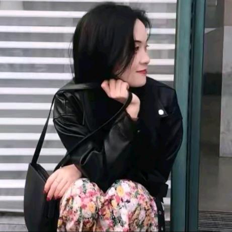 大头珊珊（时尚穿搭）