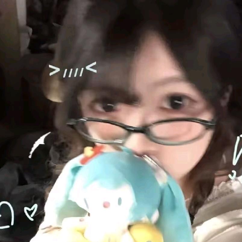 晓晓梨芽（跑刀鼠鼠）