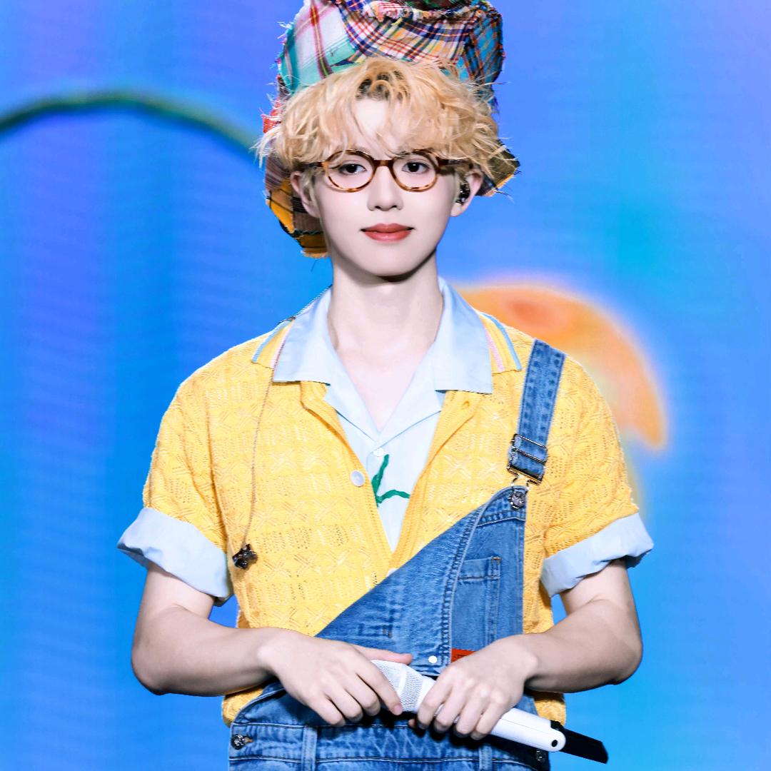 蜡笔小欣🌷🐟