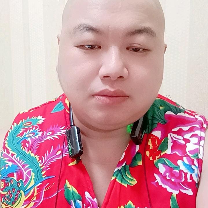 小胖《唱歌》