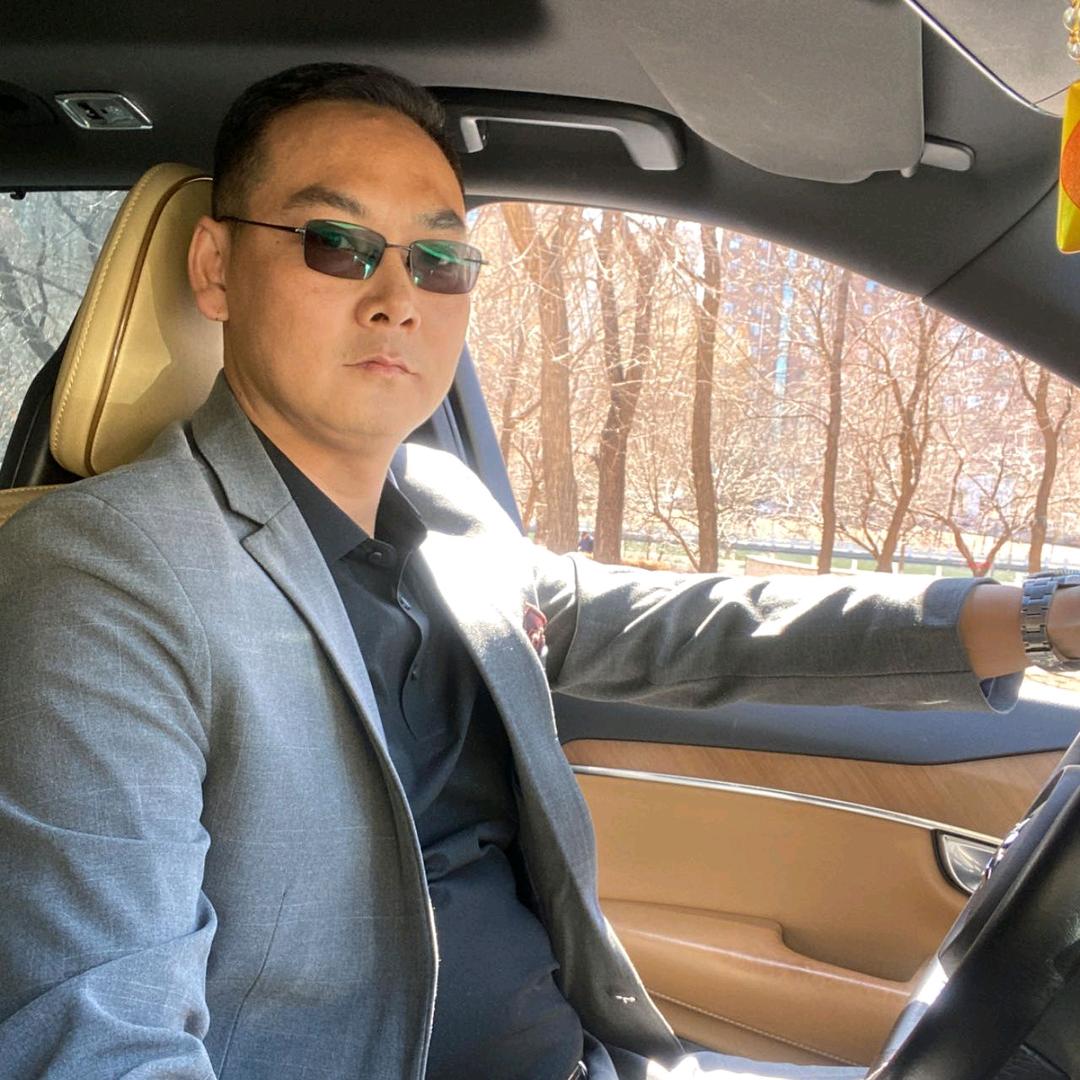 于  先生