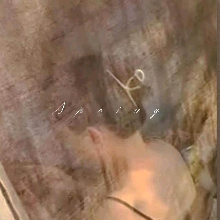 美术馆读哲学的糖糖